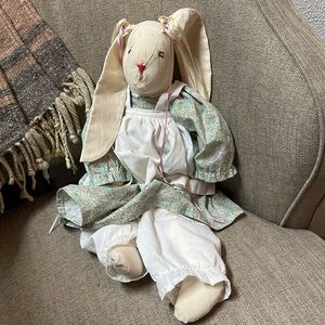 VTG handmade bunny rabbit